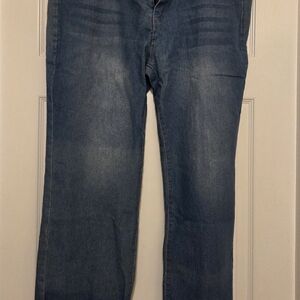 Stylish Blue Women's Straight Leg Jeans